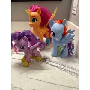 My Little Pony Lot - Rainbow Dash - Twilight Sparkle - Sunny Starscout